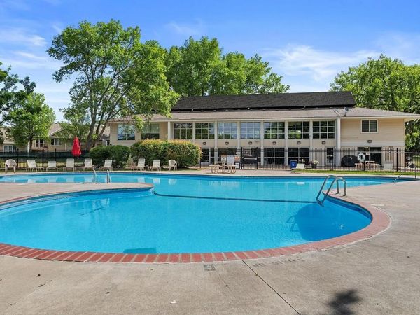 10840 Rockford Road, Unit 212, Plymouth, MN 55442