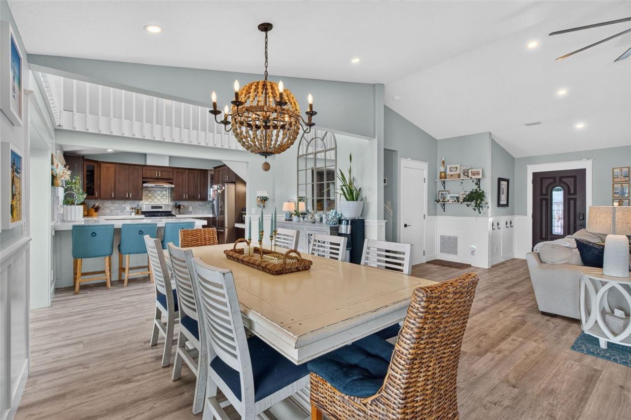 503 Johns Pass Avenue, Madeira Beach, FL 33708 Photo