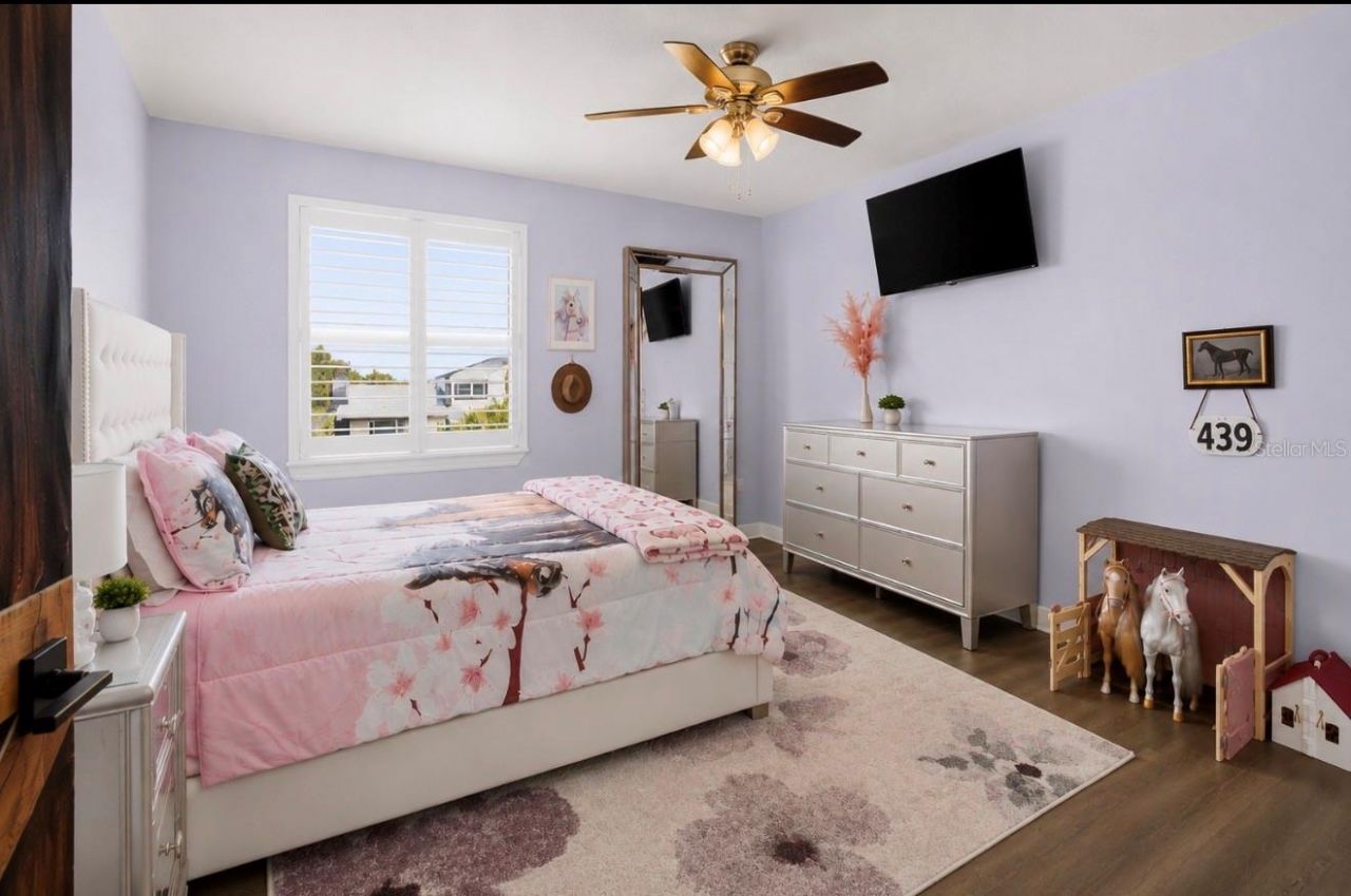 503 Johns Pass Avenue, Madeira Beach, FL 33708 Photo