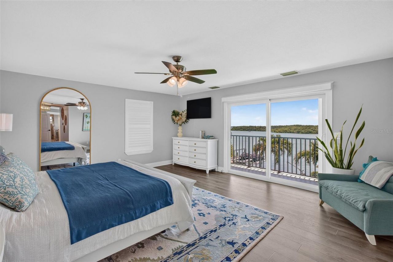 503 Johns Pass Avenue, Madeira Beach, FL 33708 Photo