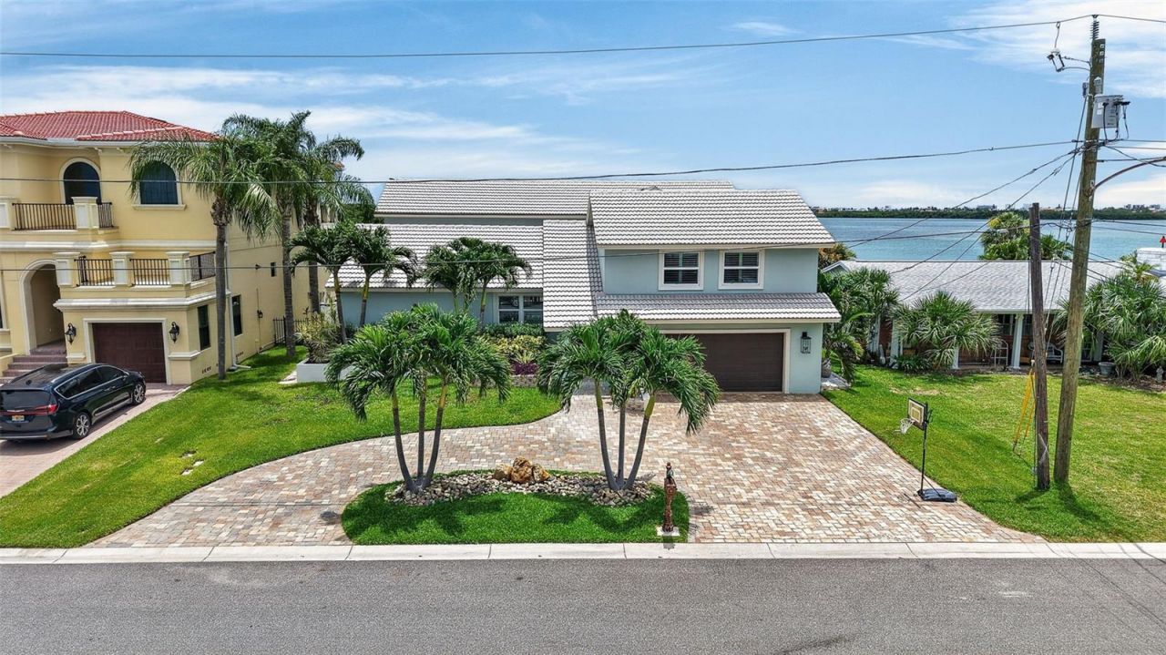 503 Johns Pass Avenue, Madeira Beach, FL 33708 Photo