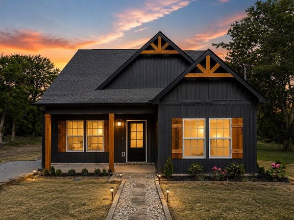 224 Hickory Ave , Lewisburg, TN 37091