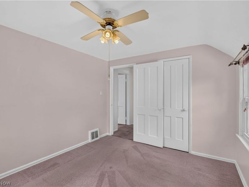 19811 Shakerwood Road, Warrensville Heights, OH 44122 Photo 23