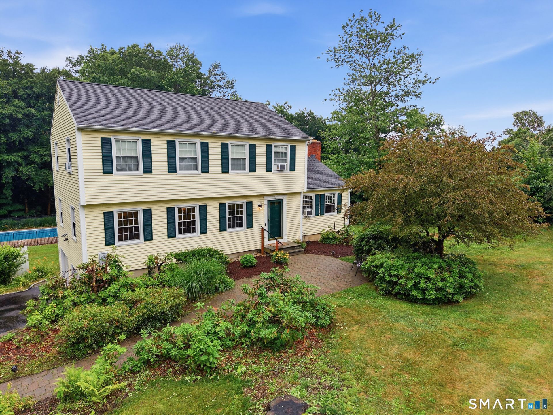 20 Stagecoach, Woodbury, CT 06798 Main Photo