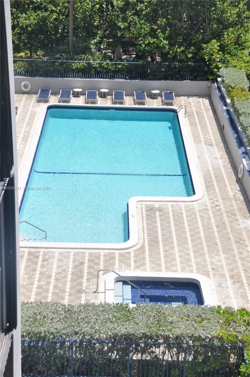8877 Collins Ave , Unit 507, Surfside, FL 33154 Photo