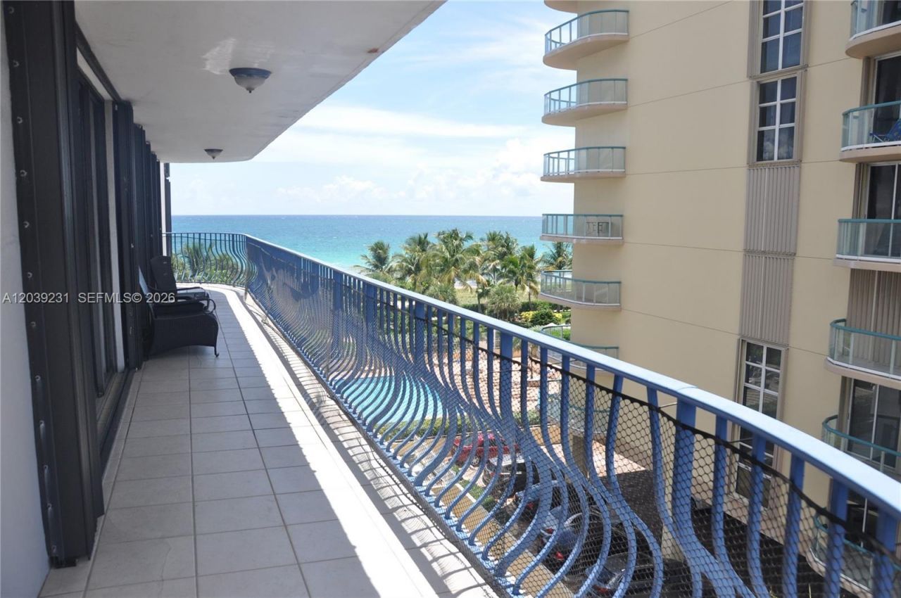 8877 Collins Ave , Unit 507, Surfside, FL 33154 Photo