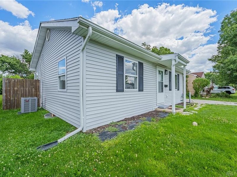 1143 W Race Street, Troy, OH 45373 Photo 5