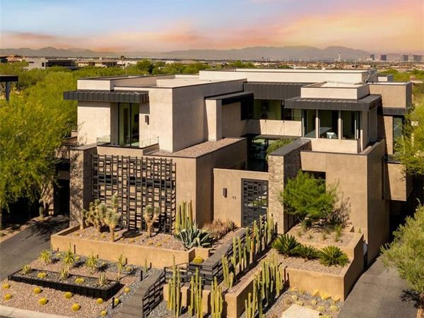 92 Sun Glow Lane , Las Vegas, NV 89135
