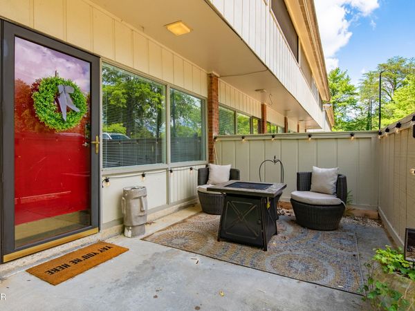 2806 Suncrest Road, Pigeon Forge, TN 37863