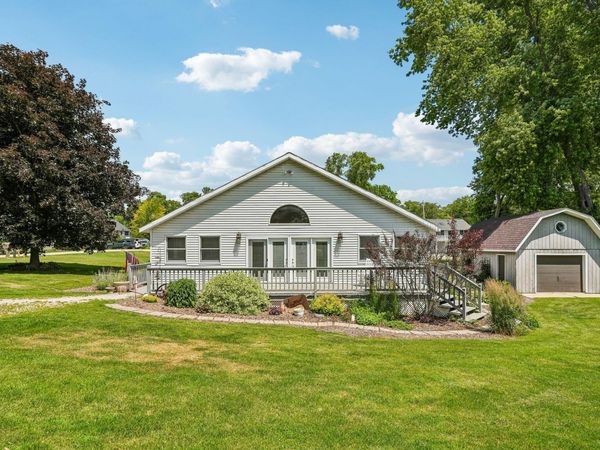 7533 337th Ave, Wheatland, WI 53105