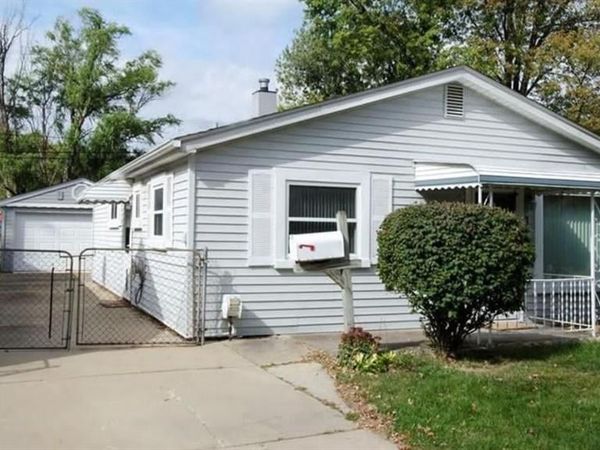 27791 Groveland Street, Madison Heights, MI 48071