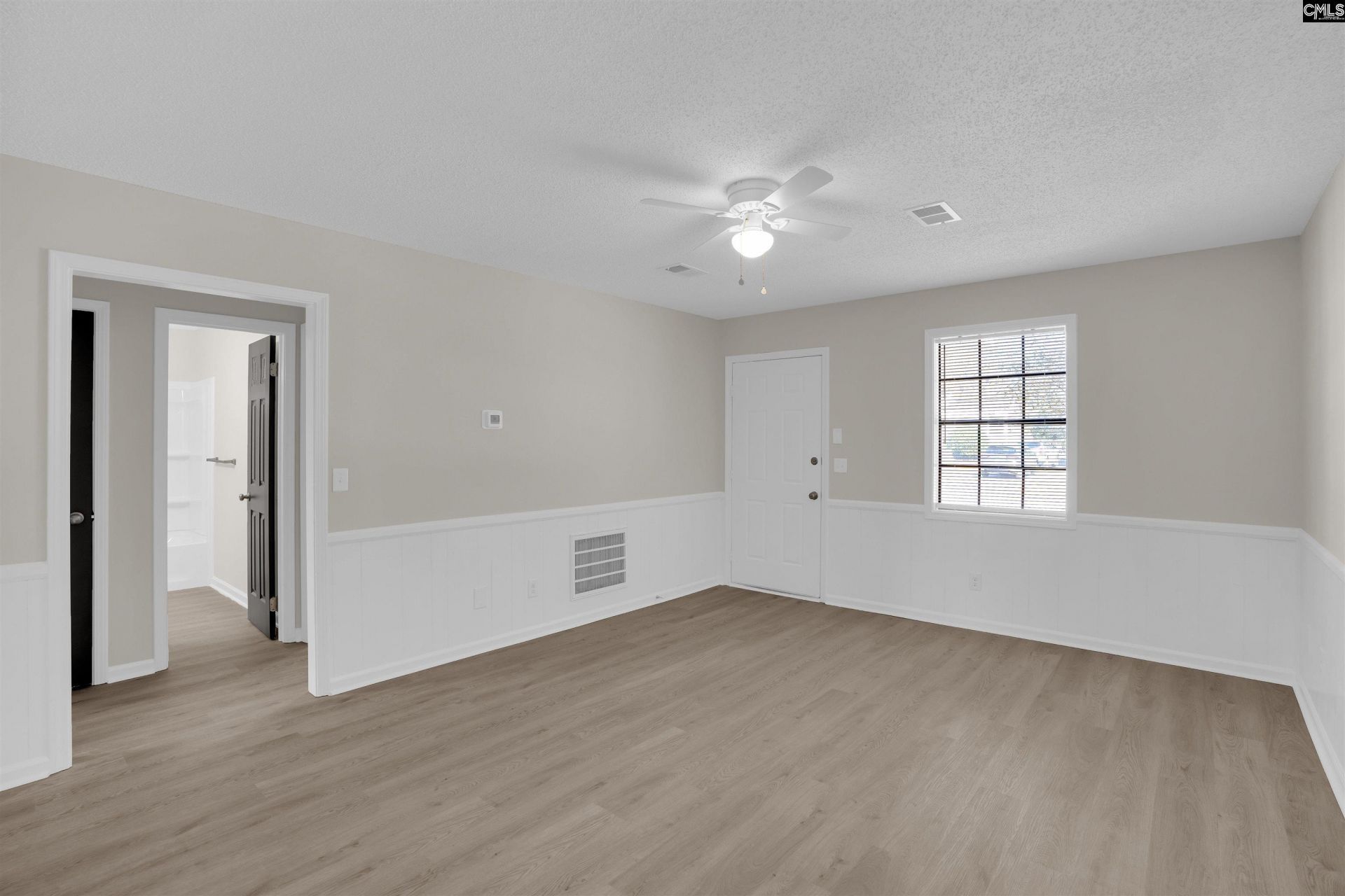 3908 Persimmon Street  Photo 8