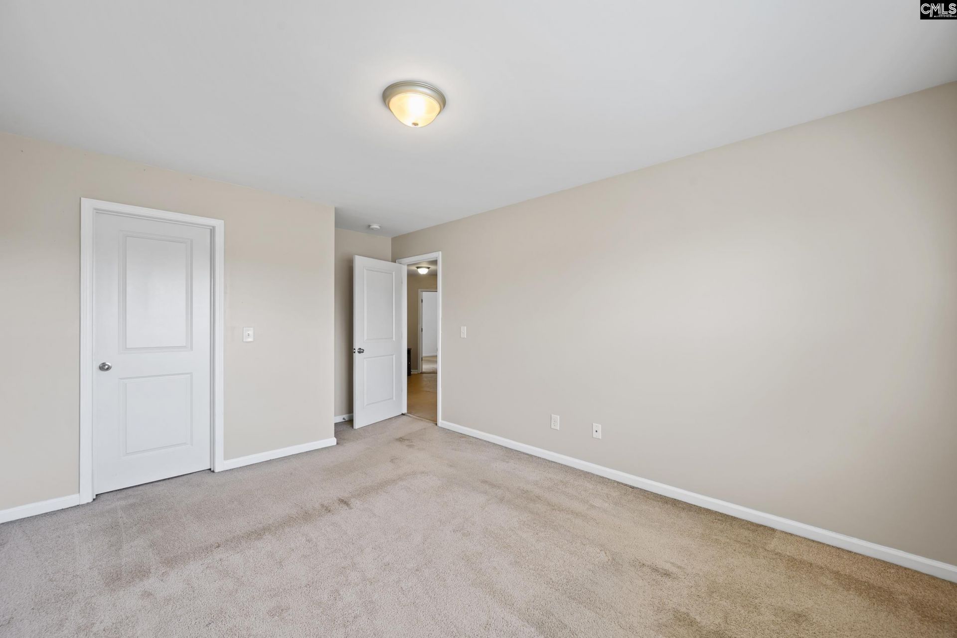 123 Castlefield Drive  Photo 33