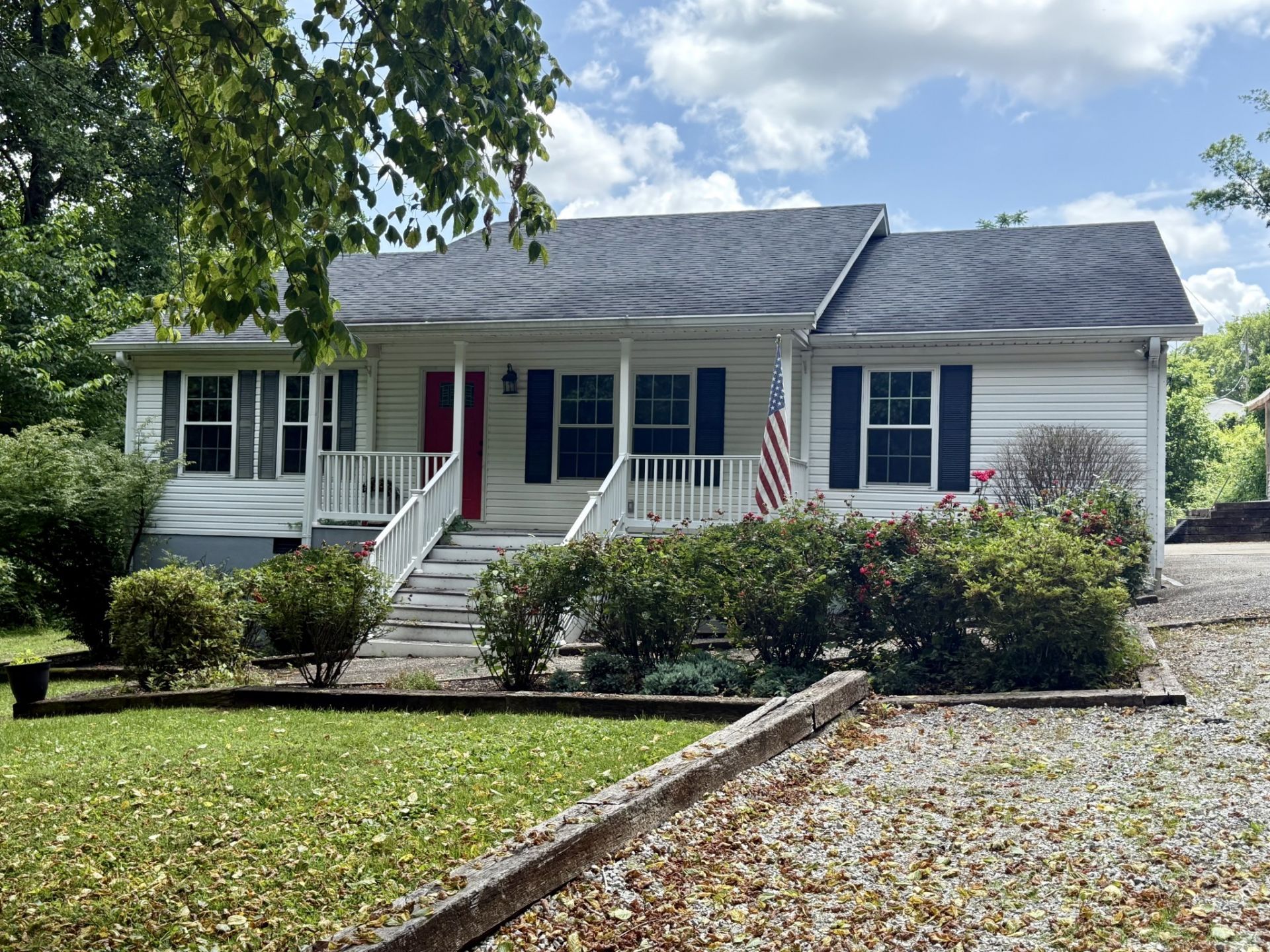 6 Mason Ln, Brush Creek, TN 38547 Main Photo