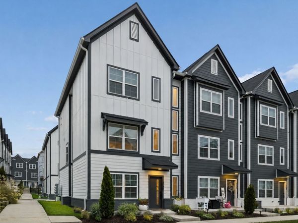 700 N DuPont Ave, Unit 310, Madison, TN 37115