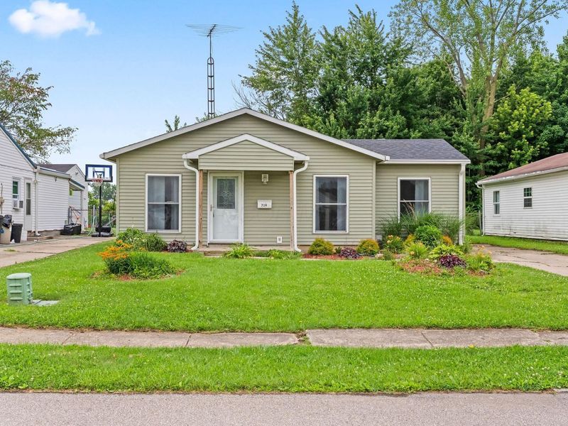 719 Trinidad Drive, Marion, OH 43302 Photo 1