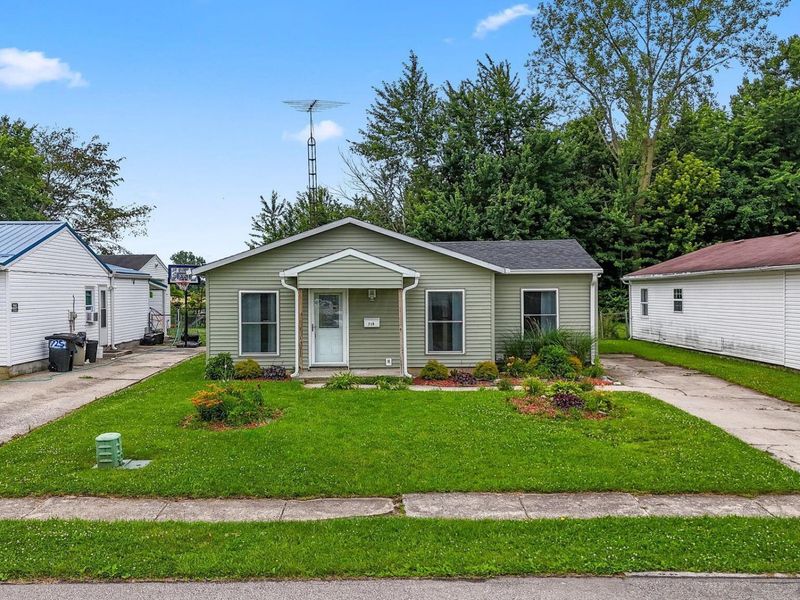 719 Trinidad Drive, Marion, OH 43302 Photo 3