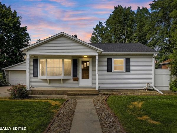 1781 Flower Street, Waterloo, IA 50701