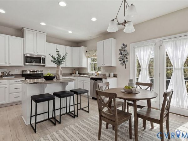 5225 Timsbury Pointe Drive , Chester, VA 23831