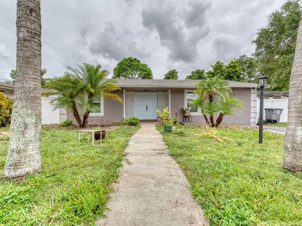 9696 SW 1st Place, Boca Raton, FL 33428