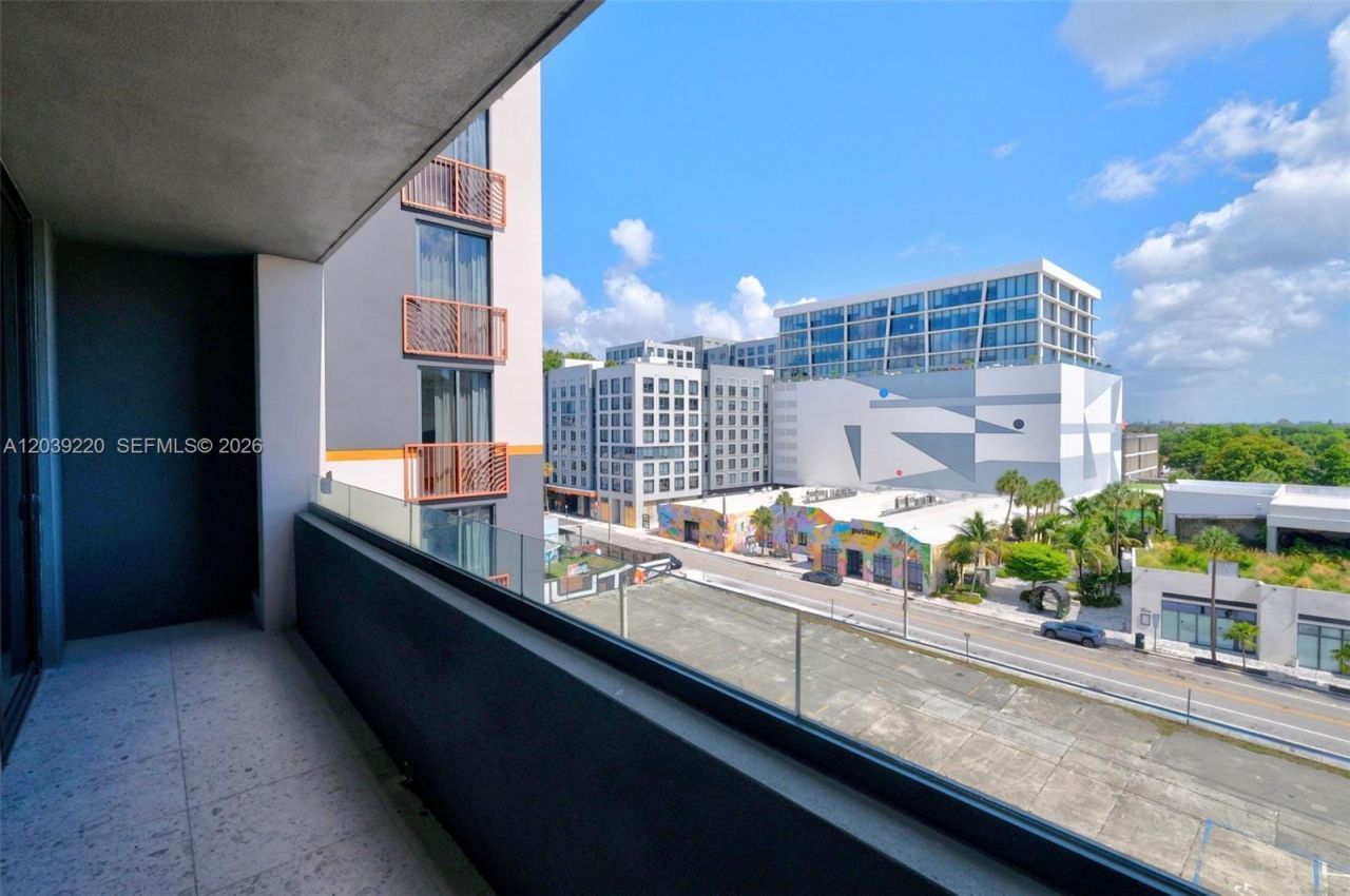 2700 NW 2nd Ave , Unit 528, Miami, FL 33127 Photo