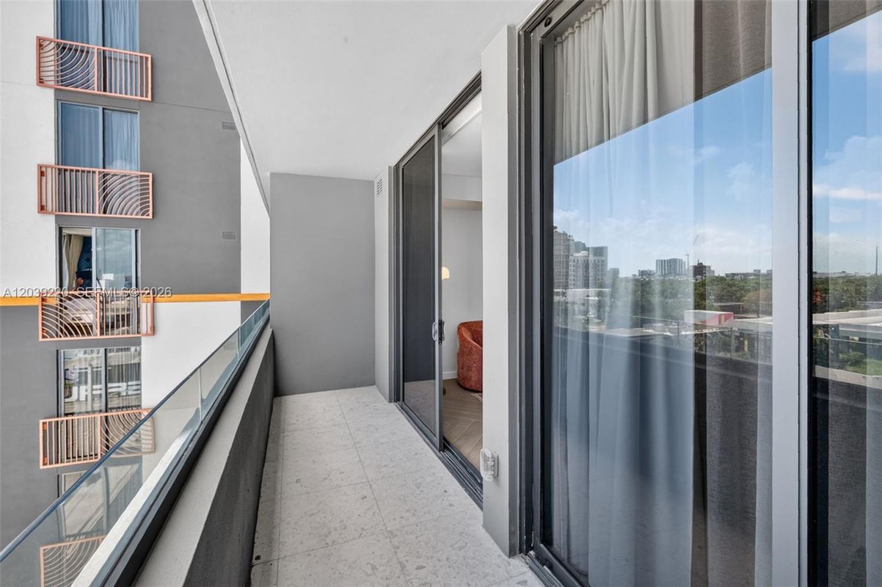 2700 NW 2nd Ave , Unit 528, Miami, FL 33127 Photo
