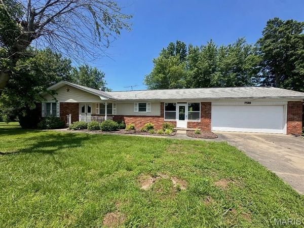 7580 State Highway 72 , Jackson, MO 63755