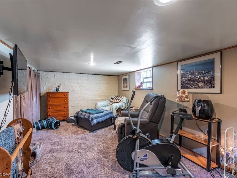 2305 Portman Avenue, Cleveland, OH 44109 Photo 44