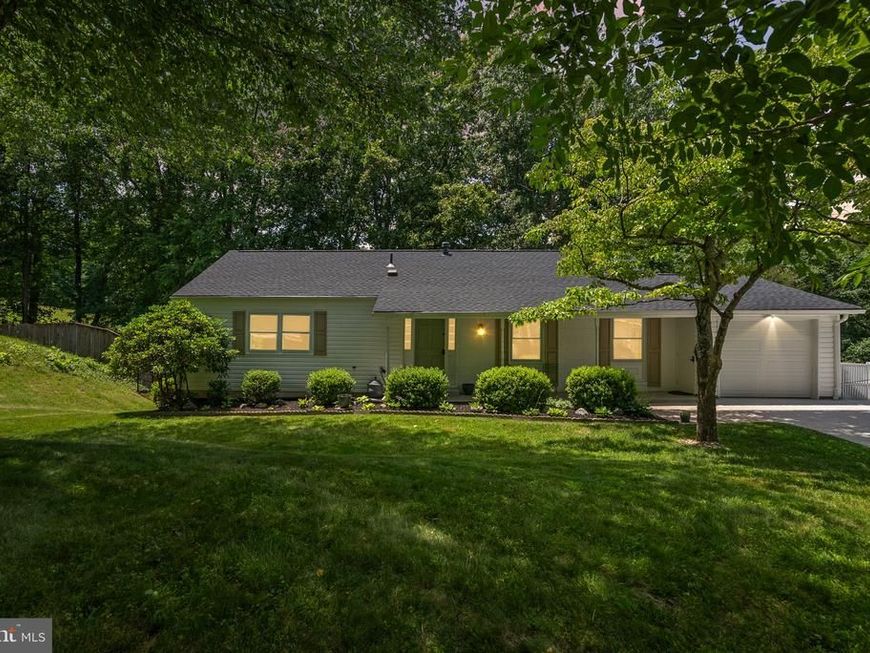 9805 Tam O Shanter Drive, Upper Marlboro, MD 20772 Main Photo
