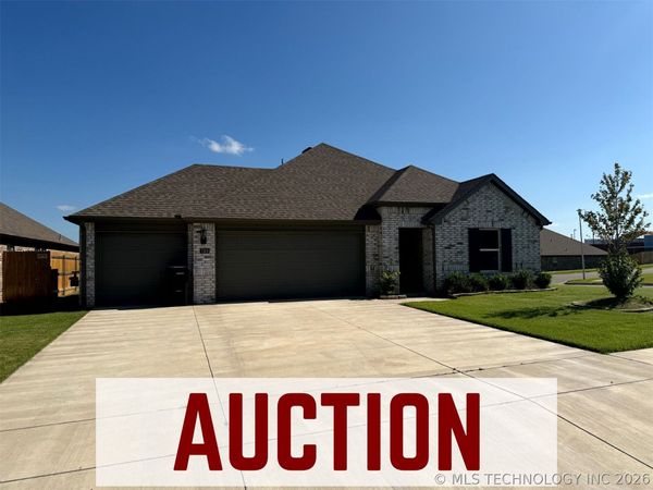 7303 E Oak Ridge Court , Broken Arrow, OK 74014