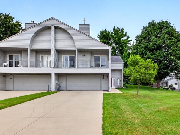 4865 Tee Court SW, Rochester, MN 55902