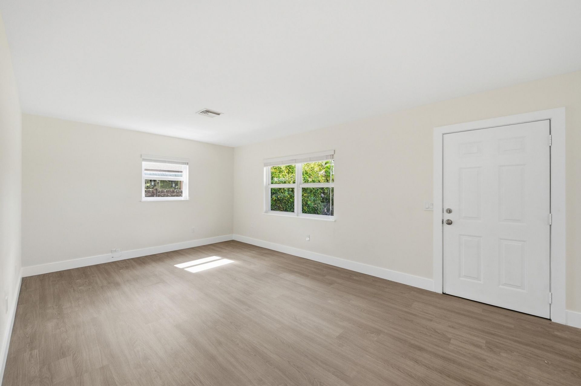 353 Wickline Boulevard, Lantana, FL 33462 Photo