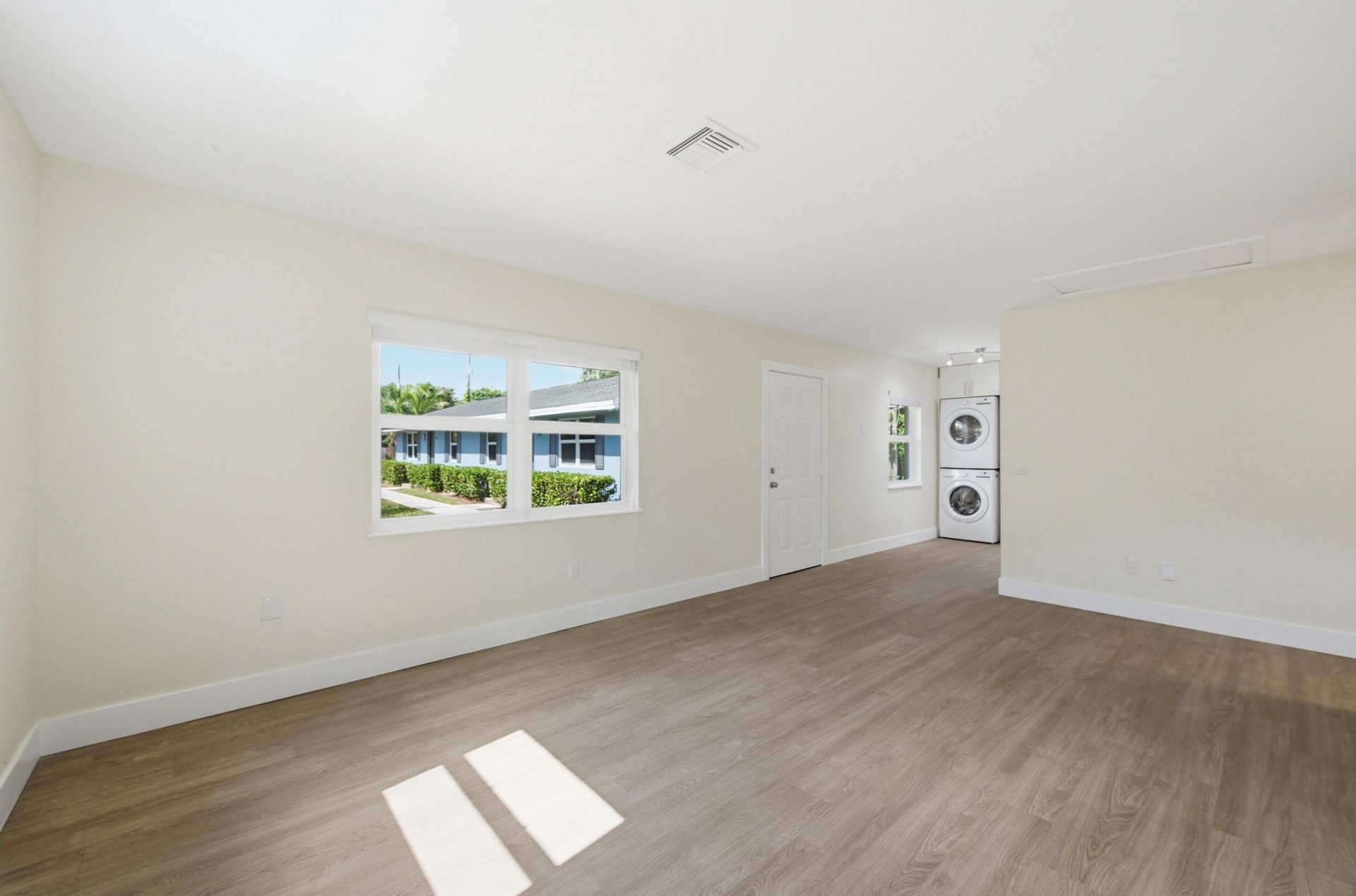 355 Wickline Boulevard, Lantana, FL 33462 Photo