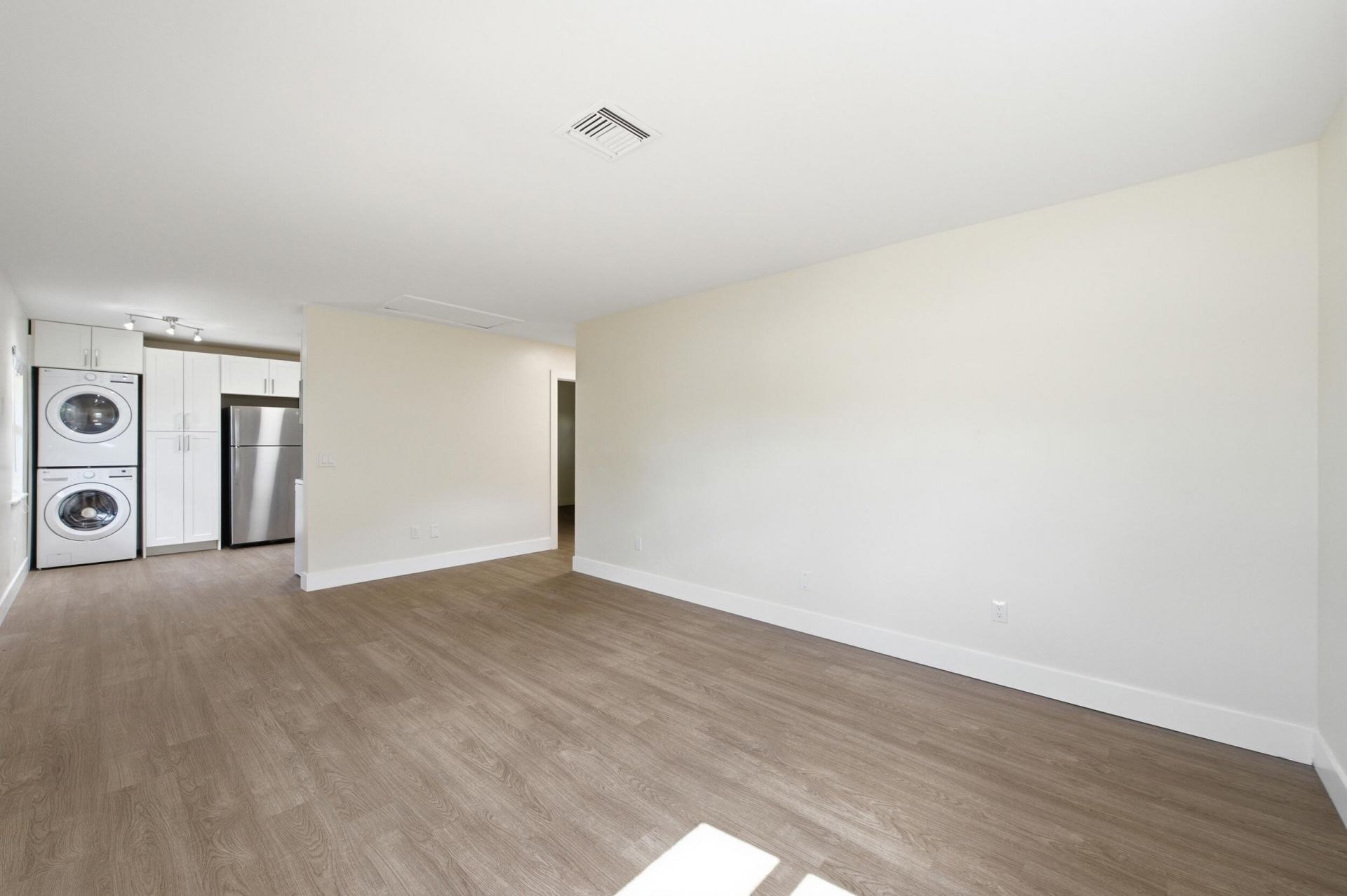 355 Wickline Boulevard, Lantana, FL 33462 Photo