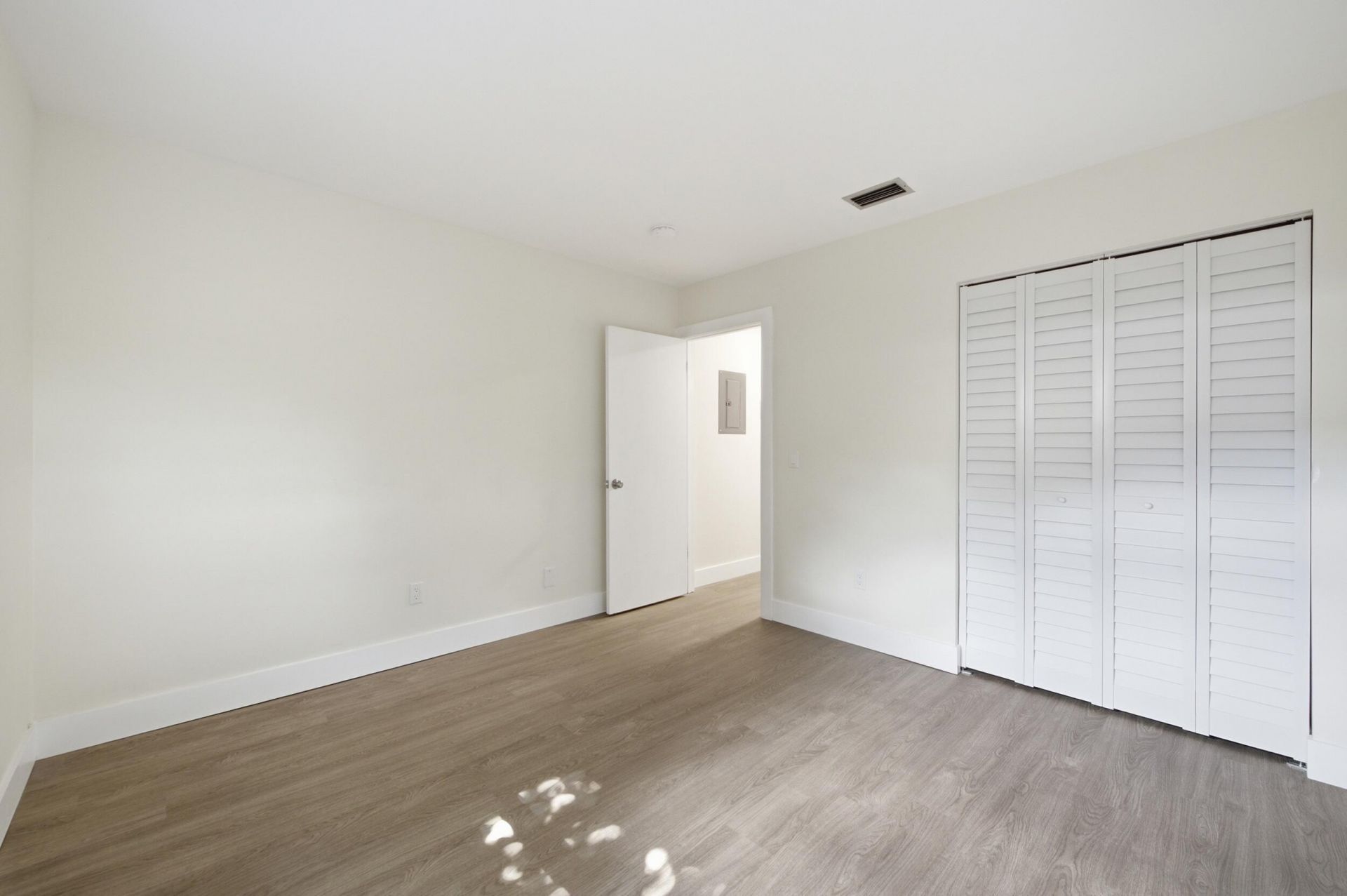355 Wickline Boulevard, Lantana, FL 33462 Photo