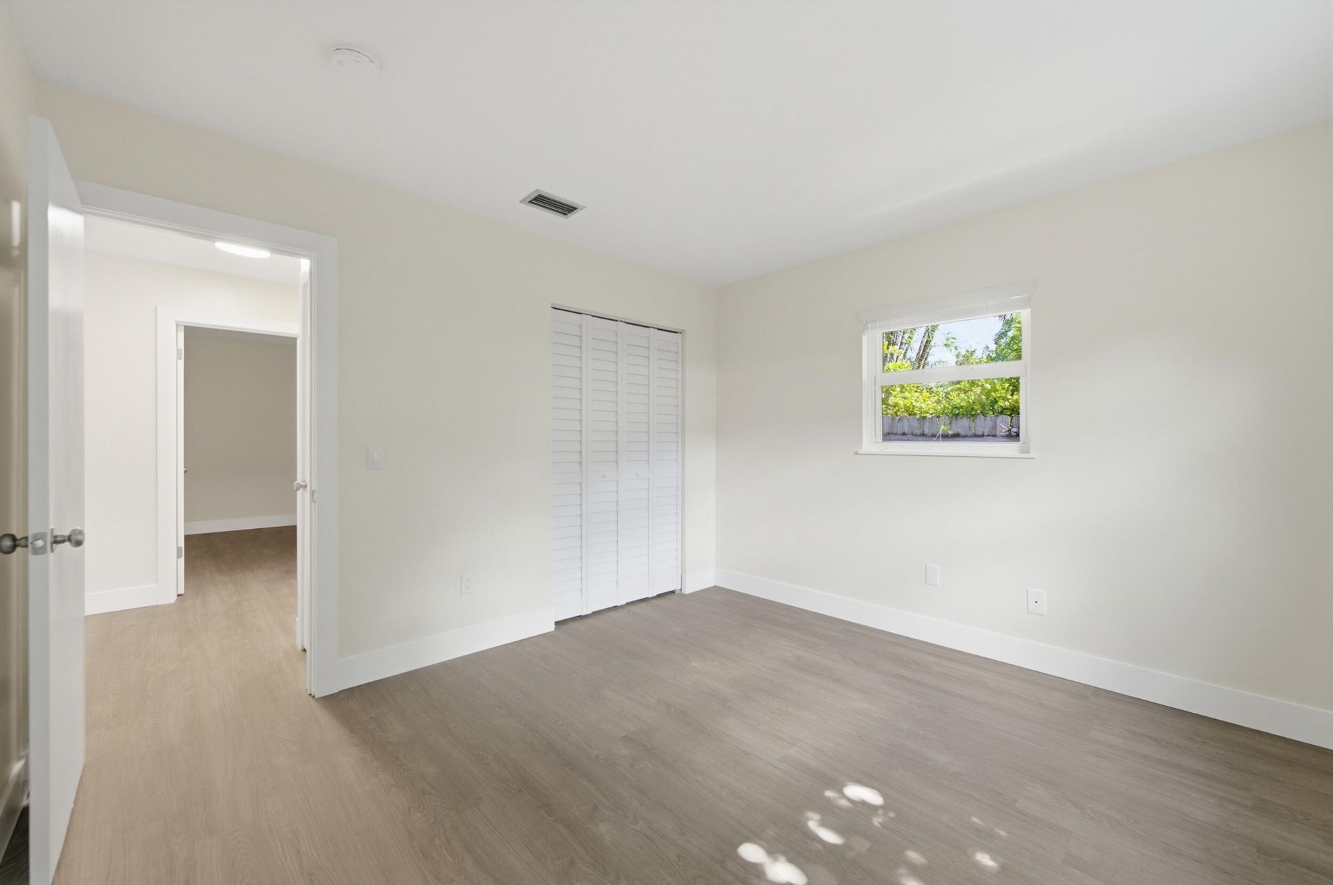 355 Wickline Boulevard, Lantana, FL 33462 Photo