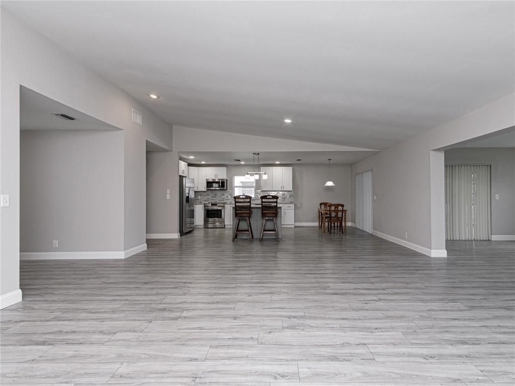 7000 NW 107th Avenue, Tamarac, FL 33321 Photo