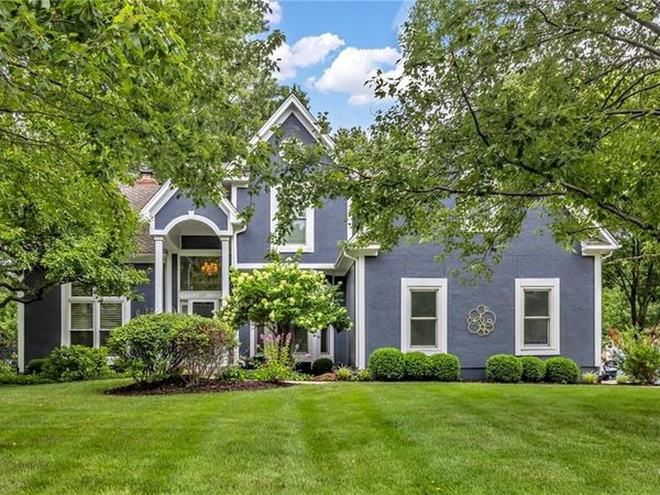 13117 El Monte Street, Leawood, KS 66209
