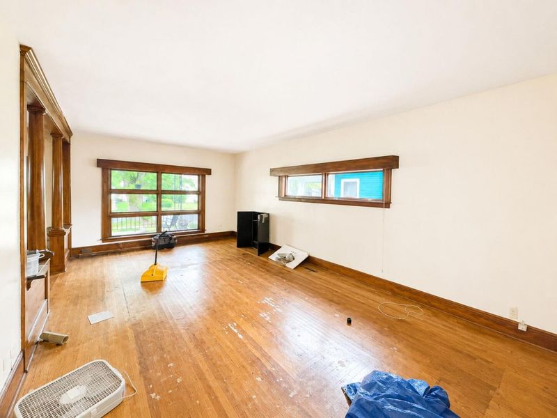 221 N Madriver Street, Bellefontaine, OH 43311 Photo 3