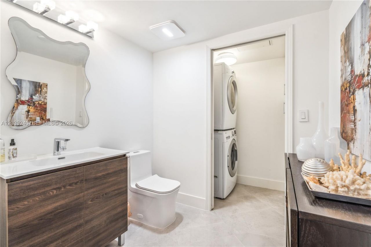 16699 Collins Ave+one Self Parking , Unit 4110, Sunny Isles Beach, FL 33160 Photo