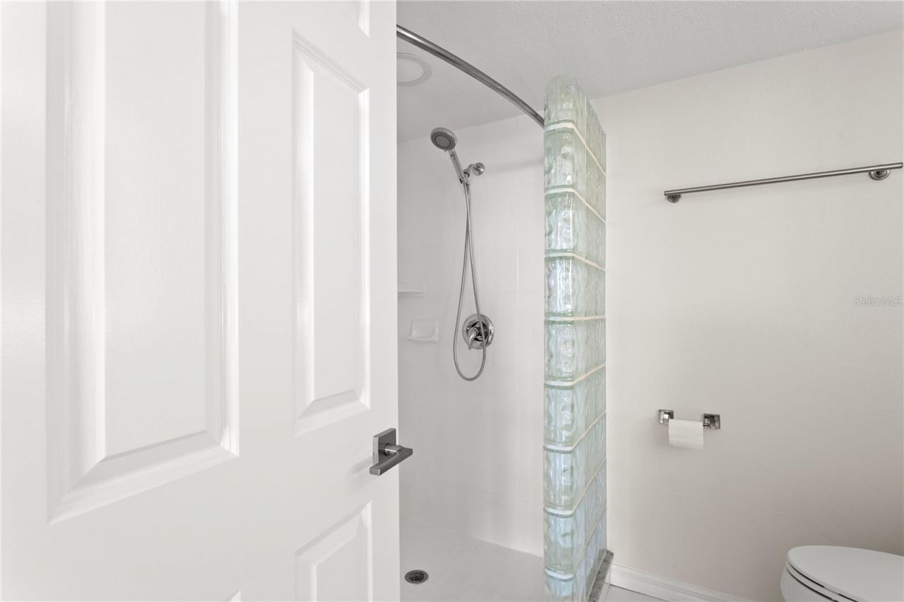 700 Beach Drive Ne, Unit 603, Saint Petersburg, FL 33701 Photo