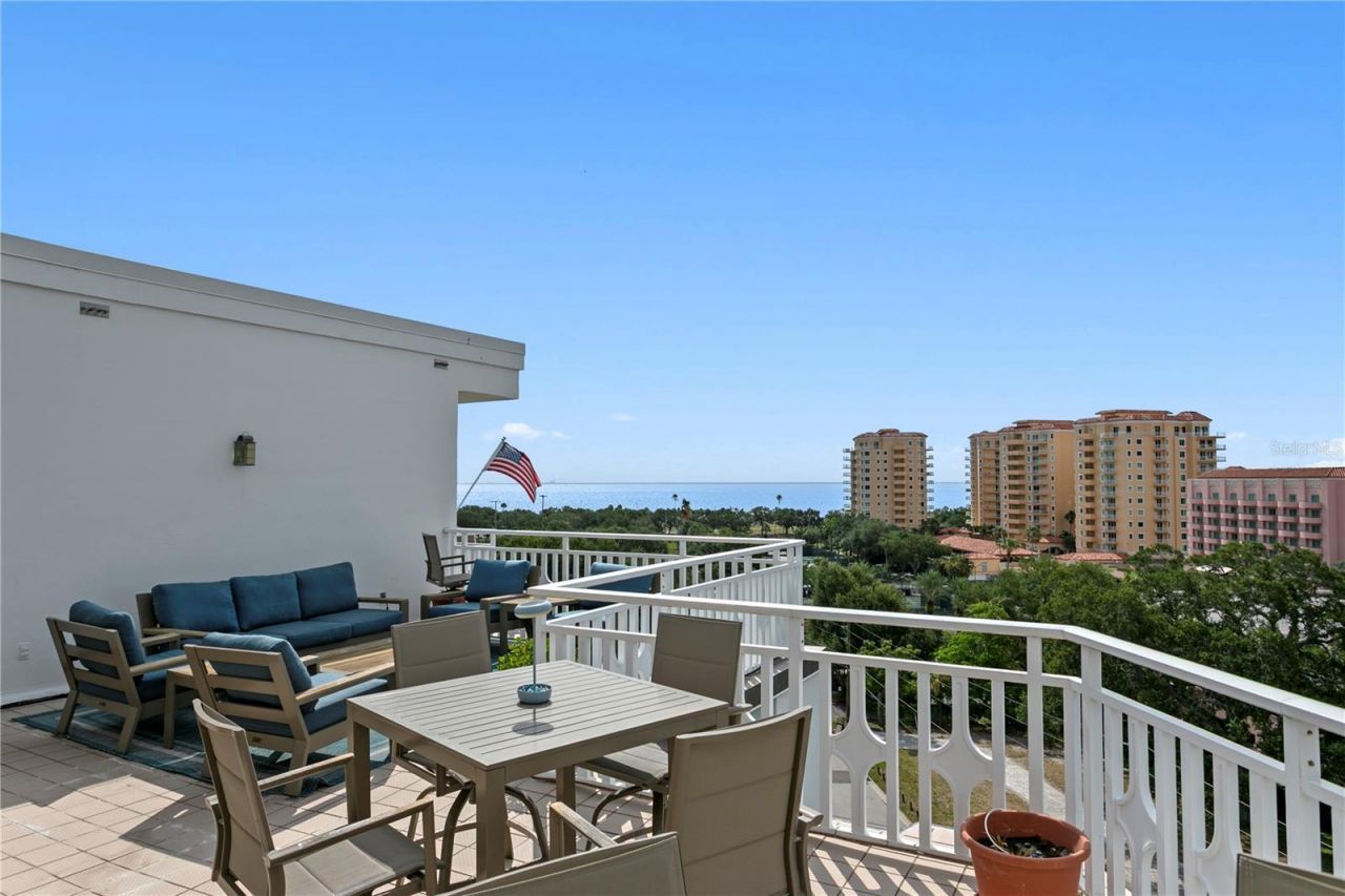700 Beach Drive Ne, Unit 603, Saint Petersburg, FL 33701 Photo