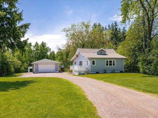 4124 W Calvary Road, Duluth, MN 55803