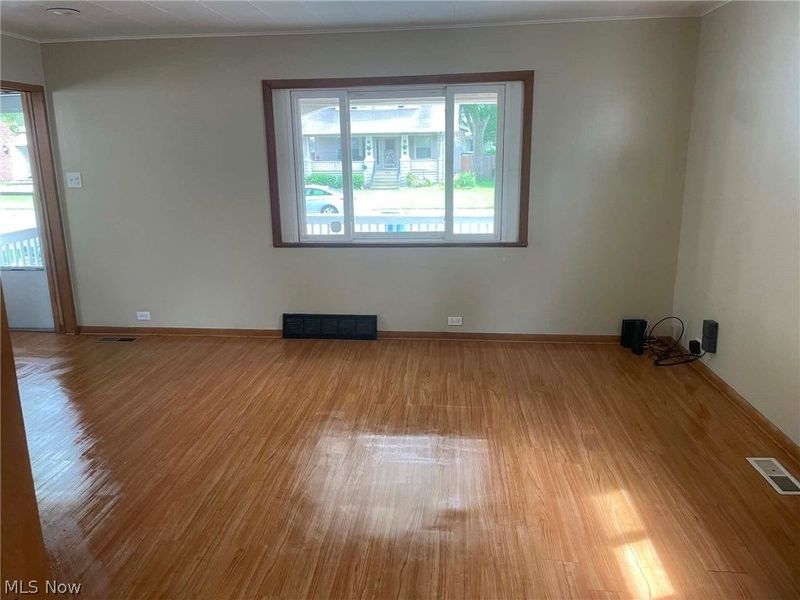 1118 W 8th Street, Lorain, OH 44052 Photo 2