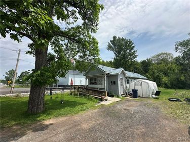 2262 County Route 12, Hastings, NY 13036