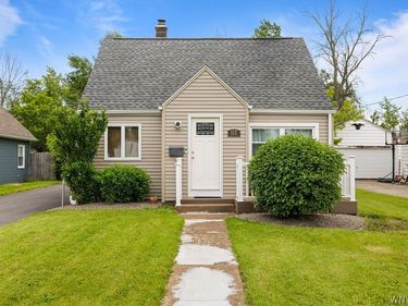 112 Larch Road, Buffalo, NY 14226