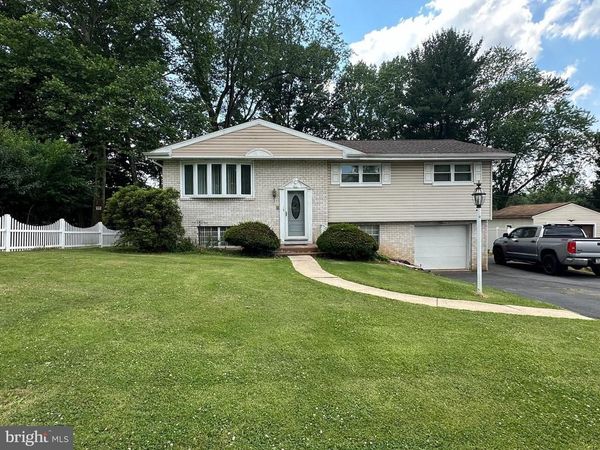 3020 ELM ROAD, READING, PA 19605