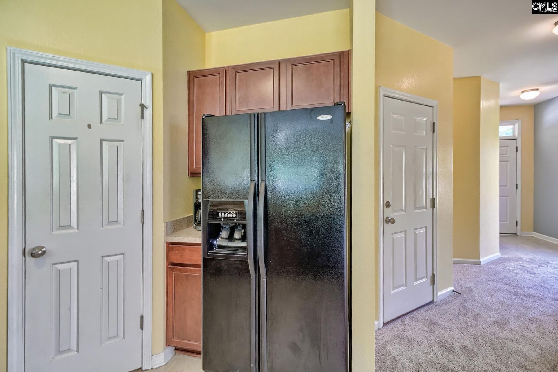 321 Drooping Leaf Road  Photo 6