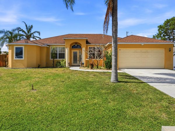 1202 SW San Esteban Avenue, Port St. Lucie, FL 34953