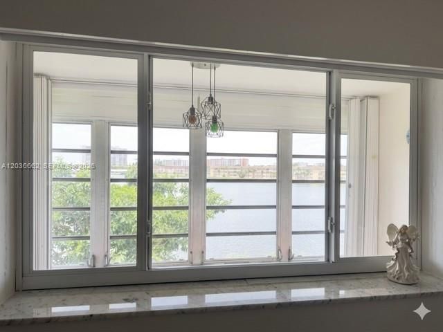 1530 NE 191st St , Unit 305, Miami, FL 33179 Photo